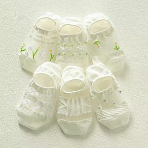 Women's Breathable Invisible Socks Summer Low Cut Boat Socks Sweat Absorbent Floral Pattern Elegant Style For Youth - Product Image 3