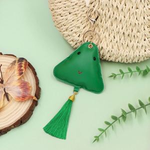 Encantador Colgante Triangular de Cuero PU con Borla, Bonito Colgante Hinchado Zongzi Bordado para Llavero, Bolso, Mochila y Accesorio para Coche - Product Image 1