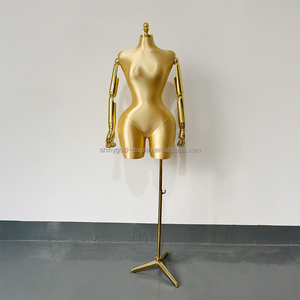 Gevormde vrouwelijke plus size mannequin met grote billen, borsten, Braziliaanse jurk, slanke taille, BBL mannequin, vrouwen met gouden flexibele arm - Product Image 4