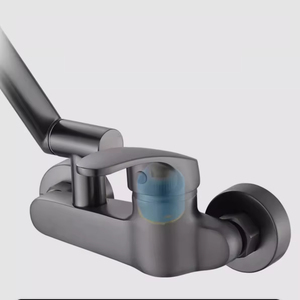 Robinet d'évier de cuisine mural pliable télescopique rotatif à main au design moderne chaud et froid vente en gros personnalisé - Product Image 4