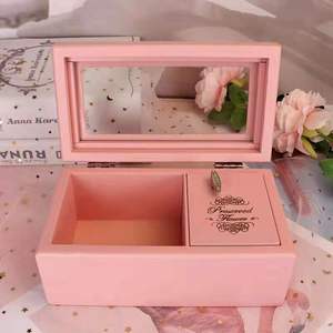 Caja de música personalizada de flores de Navidad con pantalla de acrílico color rosa de bajo pedido regalos de madera para mujeres - Product Image 4