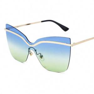 Gafas de Sol de Moda de Lujo 2020 con Marco Metálico de Una Pieza, Lentes Degradadas, Protección UV400, Estilo Ojo de Gato, Tamaño Grande para Mujer - Product Image 2