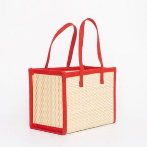 Caja de Regalo Rectangular de Bambú Tejido con Borde de Tela para Frutas, Cesta de Bambú Plegable con Asa y Tapa Abierta, Venta al por Mayor - Product Image 1