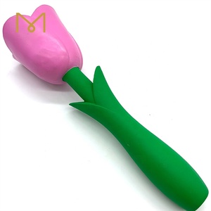 Nuovi Prodotti per Animali Domestici: Giocattolo da Masticare Ecologico e Non Tossico a Forma di Tulipano e Rosa in Lattice per San Valentino - Product Image 4