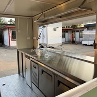 Remorque alimentaire commerciale personnalisable vert sauge à essieu unique, kiosque mobile de restauration rapide pour la restauration en centre commercial et les événements en plein air