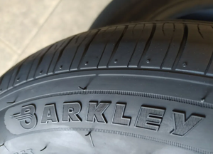 बार्कले 185/65r15 195/65r15 205/55r16 205/60r16 205/65r15 205/65r16 215/60r16 यात्री कार टायर फैक्ट्री - Product Image 5