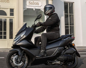 <span class=keywords><strong>Scooter</strong></span> de Dos Ruedas 150SC 150cc Refrigerado por Agua con ABS+TCS para Adultos, Motocicleta de Combustible para Desplazamientos - Product Image 1