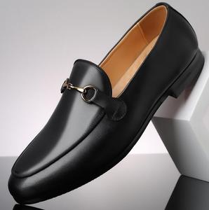 Zapatos de vestir de charol para hombre, calzado de lujo para fiesta de noche, boda, traje de oficina diario, zapatos de vestir de cuero genuino - Product Image 2