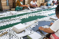 Bougies chauffe-plat de 4 heures en gros pour Diwali, dans des supports en aluminium