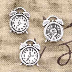 <span class=keywords><strong>Horloge</strong></span> à breloques 17x13mm fabrication à la main, pendentifs vintage de couleur argent tibétain, bricolage pour bracelet collier - Product Image 4