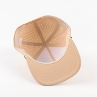 Cappello da Golf a 5 Pannelli Perforato alla Moda, Logo Ricamato 3D, Impermeabile e Traspirante, Berretto da Baseball con Taglio Laser