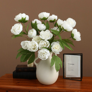 Fleur de pivoine artificielle Ruilisi, branche unique, soie blanche, décoration de mariage et de maison - Product Image 1