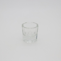 Petite coupe en cristal octogonale découverte en gros, clou en cristal transformé en tasse de mélange de liquide spécial