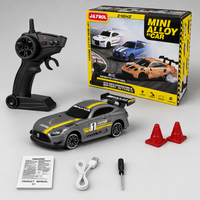Voiture de course télécommandée RC miniature en alliage à l'échelle 1:64 avec éclairage, double vitesse, portée de 30 m, rechargeable, télécommande 2,4 G