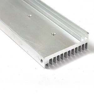 Dissipateur thermique en aluminium Melt Eruption, rectangulaire, pour applications de feuilles pliées en énergie nouvelle - Product Image 3