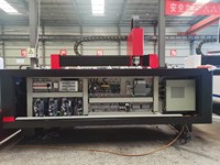 Nouvelle source laser à fibre IPG haute puissance 10KW 10000W série YLS-U pour machine de découpe laser CNC de métaux