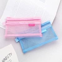 Bolsa de maquillaje con cierre de cremallera de uso diario de moda, bolsa cosmética de malla con bordado de seda, patrón de letras de rayas impresas