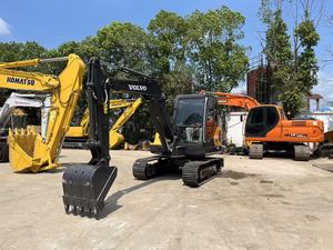 Excavatrice sur chenilles Volvo EC55D d'occasion en bon état, faible nombre d'heures de travail, poids opérationnel de 5 tonnes, godet de 3 m, moteur, stock Shanghai - Product Image 4