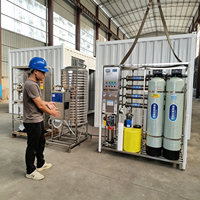 Système complet de production d'eau potable en sachet avec machine de purification par osmose inverse, réservoir d'eau et équipement d'emballage automatique des sachets d'eau