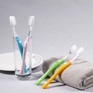 Nettoyeur de langue <span class=keywords><strong>Brosse</strong></span> à dents en silicone souple Nano <span class=keywords><strong>avec</strong></span> tête interchangeable Manche en plastique pour usage domestique Adulte - Product Image 5