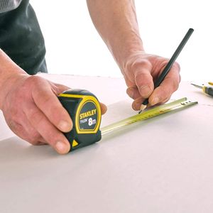 Ruban à mesurer automatique Stanley Tylon 8M, lame en acier métrique, retour automatique, bouton de verrouillage - Product Image 4