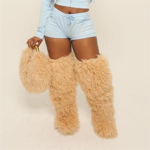 Ensemble chaussures et sac SHIKOL, bottes en fourrure moelleuse à hauteur de cuisse, bottes sexy pour filles rebelles, bottes en fausse fourrure, sacs à main, sacs à bandoulière, fourrure pelucheuse, hiver - Product Image 1