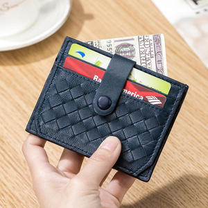 กระเป๋าสตางค์ใส่บัตร AndoBag สำหรับผู้ชายและผู้หญิง แฟชั่นหนังแกะถัก กระเป๋าใส่เหรียญบาง พร้อมที่หนีบเงิน รุ่น 8811 - Product Image 4
