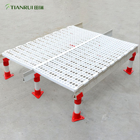 Plancher en plastique à lattes pour poulets de chair en élevage