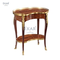 Table d'appoint irrégulière en bois massif Design créatif pour un accent de salon classique britannique unique