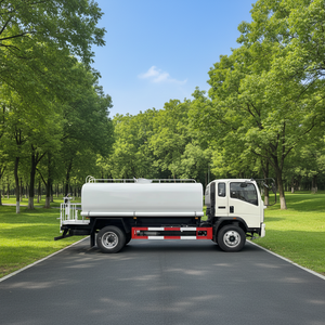 Camion-citerne à carburant HOWO Diesel Professional Service Sinotruk Howo 30000 litres, neuf 8x4, pour le stockage d'huile - Product Image 1