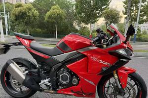 สกูตเตอร์ระบบแก๊ส RR525 wuji เบรก4จังหวะเครื่องยนต์เบนซินเบรเมโบ + ระบบกันสะเทือนแบบแอโรไดนามิก - Product Image 5