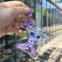 Cadeaux DIY : Porte-clés en peluche PVC transparent, pendentif poupée floquée, mini jouet de dessin animé avec sequins en forme de cœur, breloque de sac