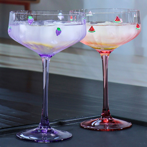 Verre à champagne décoratif créatif en forme de fruit, design personnalisé avec logo, verre à vin rouge en cristal coloré, emballage EPR <span class=keywords><strong>France</strong></span> - Product Image 3