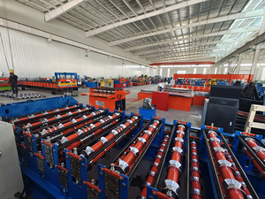 Máquina de Conformado de Paneles de Carrocería de Alta Eficiencia para Contenedores y Láminas de Chapa Metálica - Product Image 4