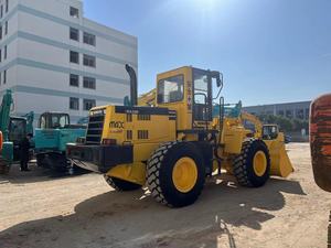 Chargeuse sur pneus Komatsu WA320-3 d'occasion de haute qualité à vendre, excellent état, similaire aux chargeuses neuves WA100 WA200 WA300 WA380 - Product Image 2