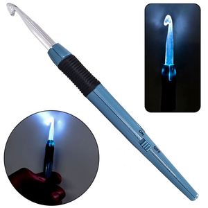 Boîtier crochet lumineux, avec poignée ergonomique souple pour mains arthritiques - Product Image 6