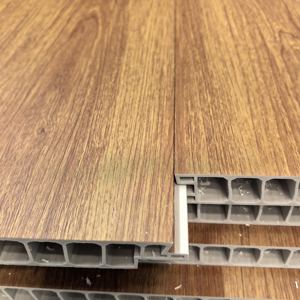 Suelo de PVC duradero para exterior, baño, exterior, cocina, gimnasio, rodamiento de carga pesada de alto rendimiento para proyectos sostenibles - Product Image 3