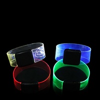 Bracelet de course de nuit magnétique à LED avec logo personnalisé, transparent, cadeaux publicitaires, bracelets promotionnels.