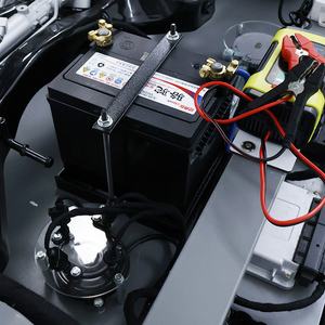 Equipo Didáctico Automotriz: Sistema de Dirección Asistida Eléctrica Hidráulica para Volkswagen Polo, para Entrenamiento en Cursos de Chasis - Product Image 5