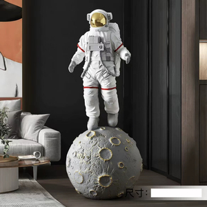 Figura Decorativa de Astronauta de Resina para el Año Nuevo, Astronauta en la Luna, Caminando en el Espacio, Regalo para Amantes del Espacio - Product Image 2