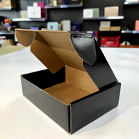 Boîte d'expédition en carton ondulé rigide de 0,5 mm d'épaisseur, recyclable, avec impression UV personnalisée, doublure en éponge, finition brillante