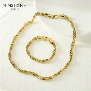 Bracciale con collana intrecciata in stile Hip Hop antiappannamento set di gioielli in acciaio inossidabile placcato PVD in oro 18 carati