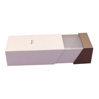 Boîte d'emballage en papier rigide de luxe haut de gamme, design UV unique, gaufrage, lamination brillante mate - recyclable, prix d'usine bas