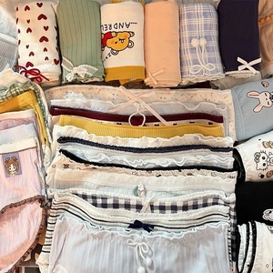 <span class=keywords><strong>Slip</strong></span> da <span class=keywords><strong>Donna</strong></span> in Puro Cotone Multi-Stile a Prezzi Scontati, Taglie M <span class=keywords><strong>L</strong></span> XL per Giovani Donne, Traspiranti con Motivi Assortiti - Product Image 5