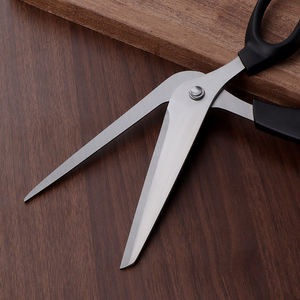 Tesoura de Cozinha Afiada em Aço Inoxidável para Cortar <span class=keywords><strong>Pizza</strong></span> com Cabo de Plástico - Product Image 4