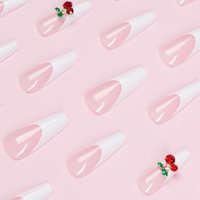 Uñas Postizas Largas Estilo Ataúd, 24 Piezas, Color Nude Blanco Francés, con Pedrería Roja Cereza 3D, Brillantes, para Mujer, Uso Diario y Fiestas de Verano