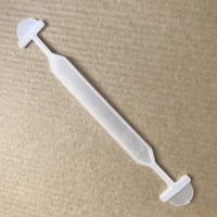 Petites boîtes en plastique durables et écologiques avec poignée de transport facile, couleurs et logo personnalisables, capacité de 8 kg