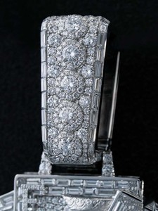 Ciondolo Personalizzato a Forma di Picche con Diamanti Moissanite VVS e Baguette, Set da 3 Pezzi a Forma di Regina, in Argento Sterling S925 - Product Image 2