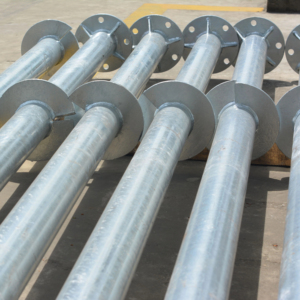 Système de fondation par pieux hélicoïdaux pour structures de montage solaire, acier haute résistance Q235B/Q355B, OEM disponible - Product Image 1