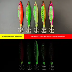 Appât lumineux en bois pour crevettes <span class=keywords><strong>de</strong></span> pêcheur <span class=keywords><strong>de</strong></span> loisirs appât <span class=keywords><strong>de</strong></span> poulpe en plastique dur <span class=keywords><strong>coup</strong></span> <span class=keywords><strong>de</strong></span> <span class=keywords><strong>carpe</strong></span> crochet <span class=keywords><strong>de</strong></span> calmar leurre faux appât pour perchoir <span class=keywords><strong>de</strong></span> fond - Product Image 3